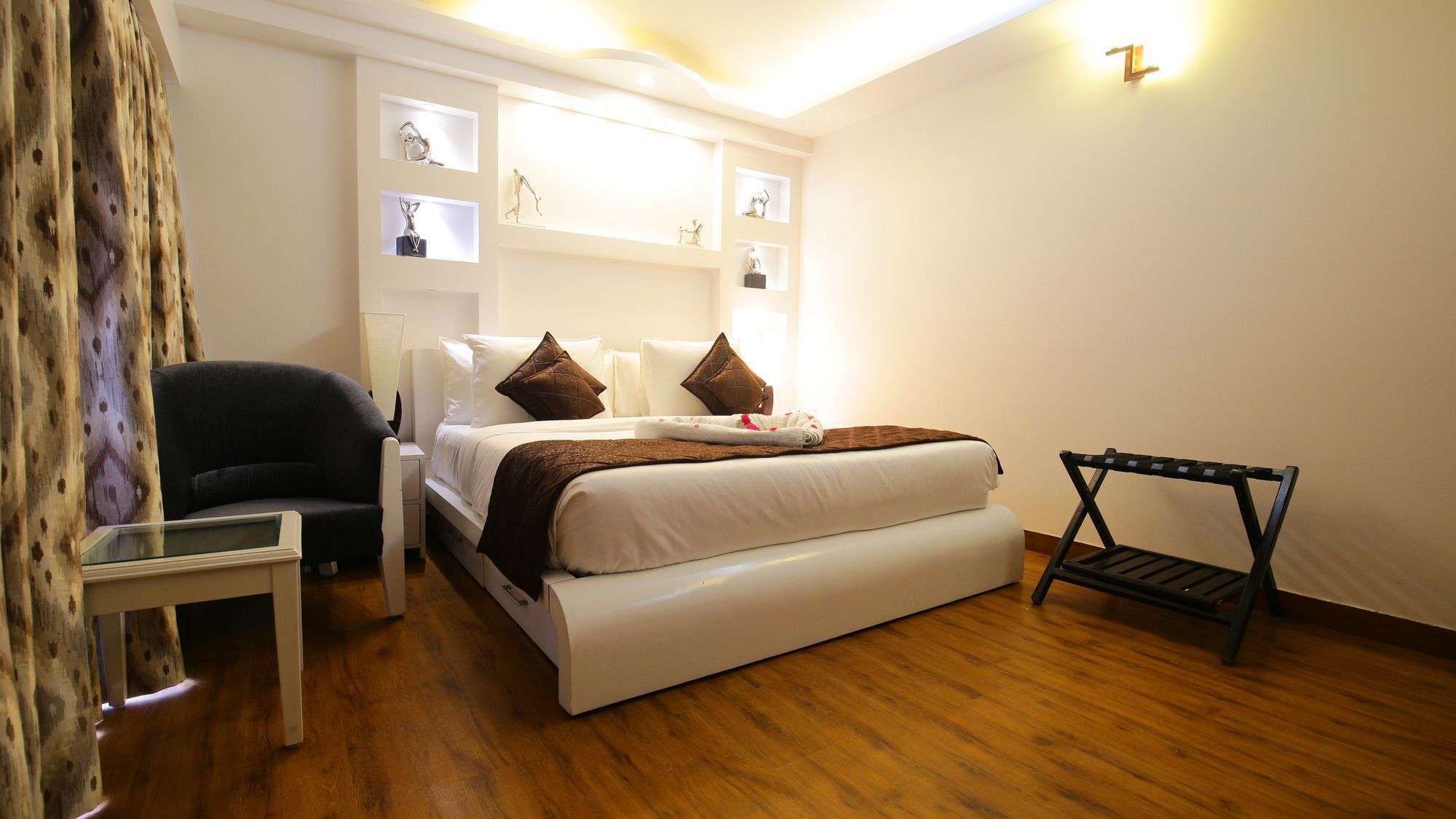The Swiss Village Resort Nainital Esterno foto