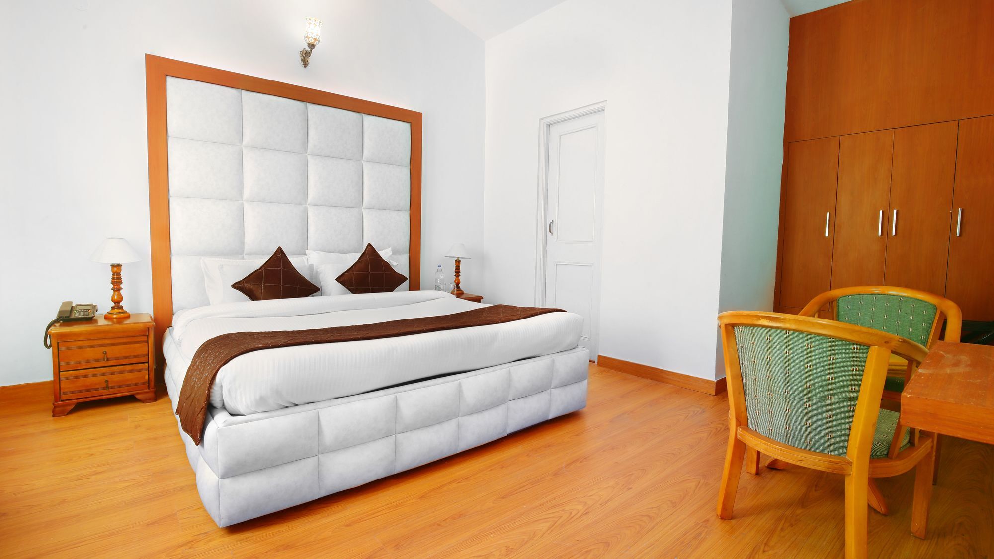 The Swiss Village Resort Nainital Esterno foto