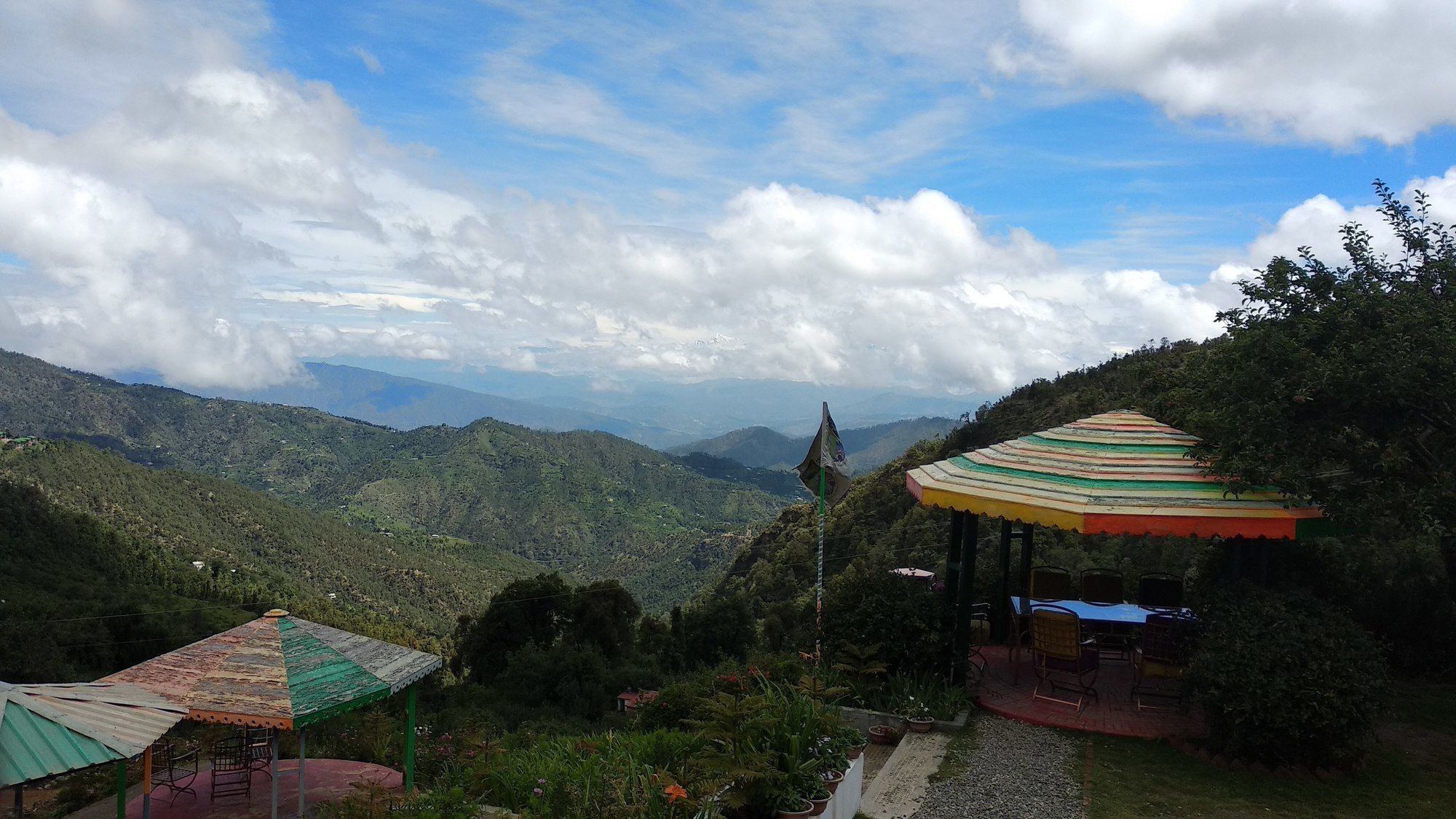 The Swiss Village Resort Nainital Esterno foto