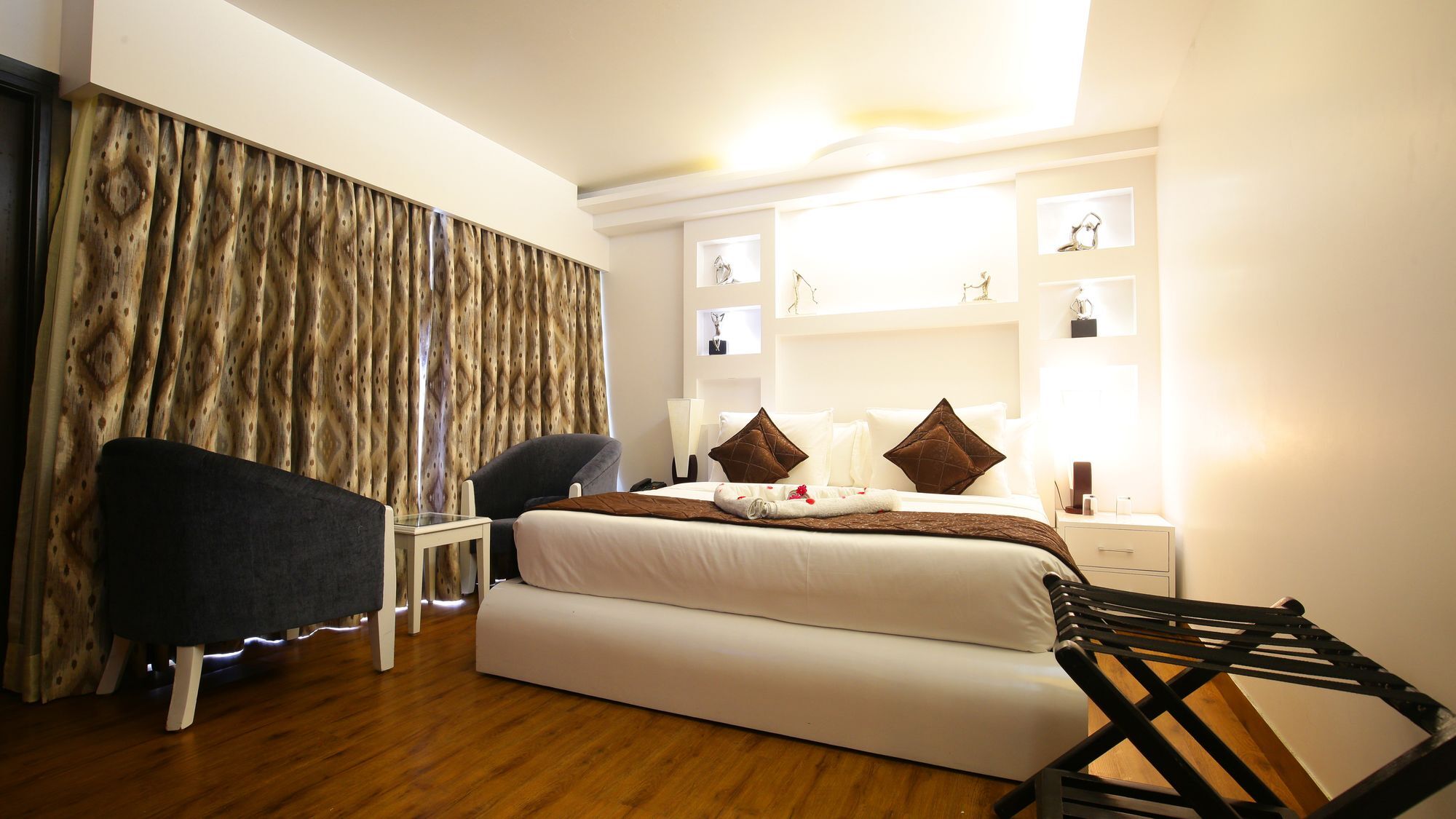 The Swiss Village Resort Nainital Esterno foto