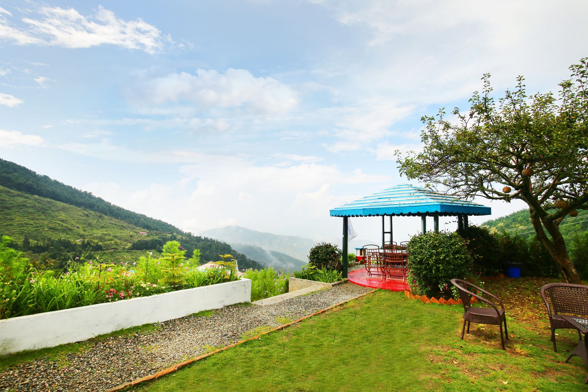 The Swiss Village Resort Nainital Esterno foto